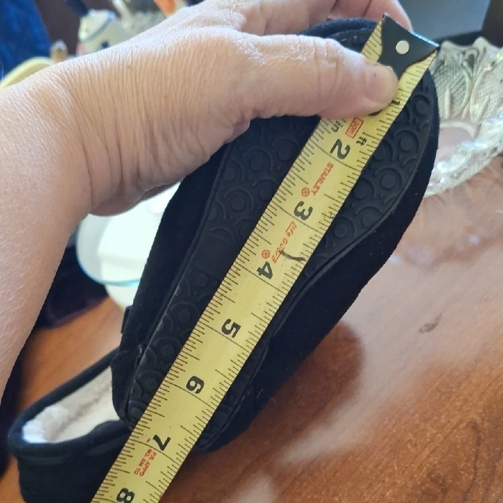 Lucky Brand Black Moccasin Slippers